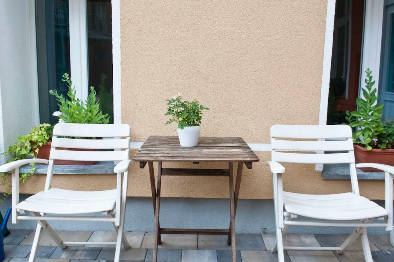 Beautiful Park Apartment For 4 Guests Берлин Экстерьер фото