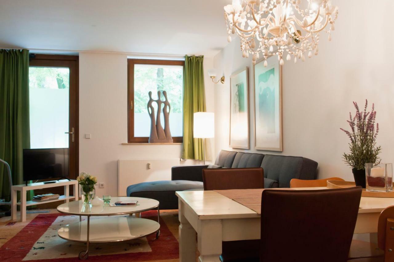 Beautiful Park Apartment For 4 Guests Берлин Экстерьер фото